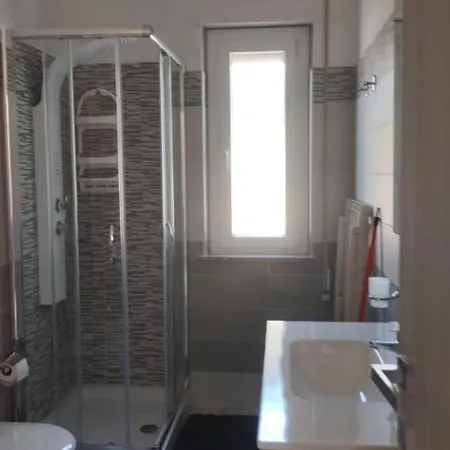 Casa Lombardo Tatil Evi Crotone