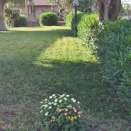 Casa Lombardo Tatil Evi *